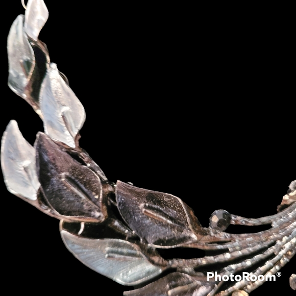 NWT- 22-26" Adjustable Grey and Black Necklace and Earring Set - Picture 3 of 5
